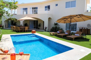 5 Bdrm Home in Exclusive Gated Community SJD
